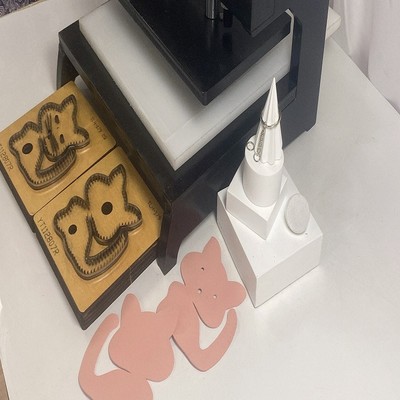 超萌激光刀模DIY 親手打造可愛小貓掛件！